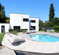 Villa im Bauhausstil mit Außenschwimmbad
in Düsseldorf