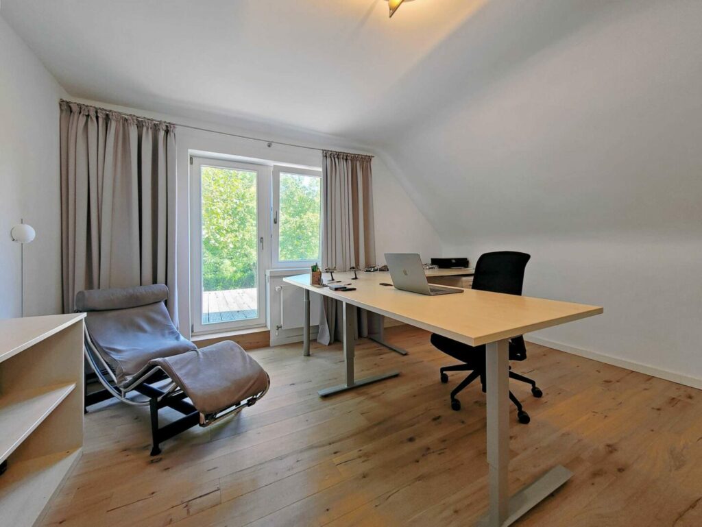 Arbeitszimmer