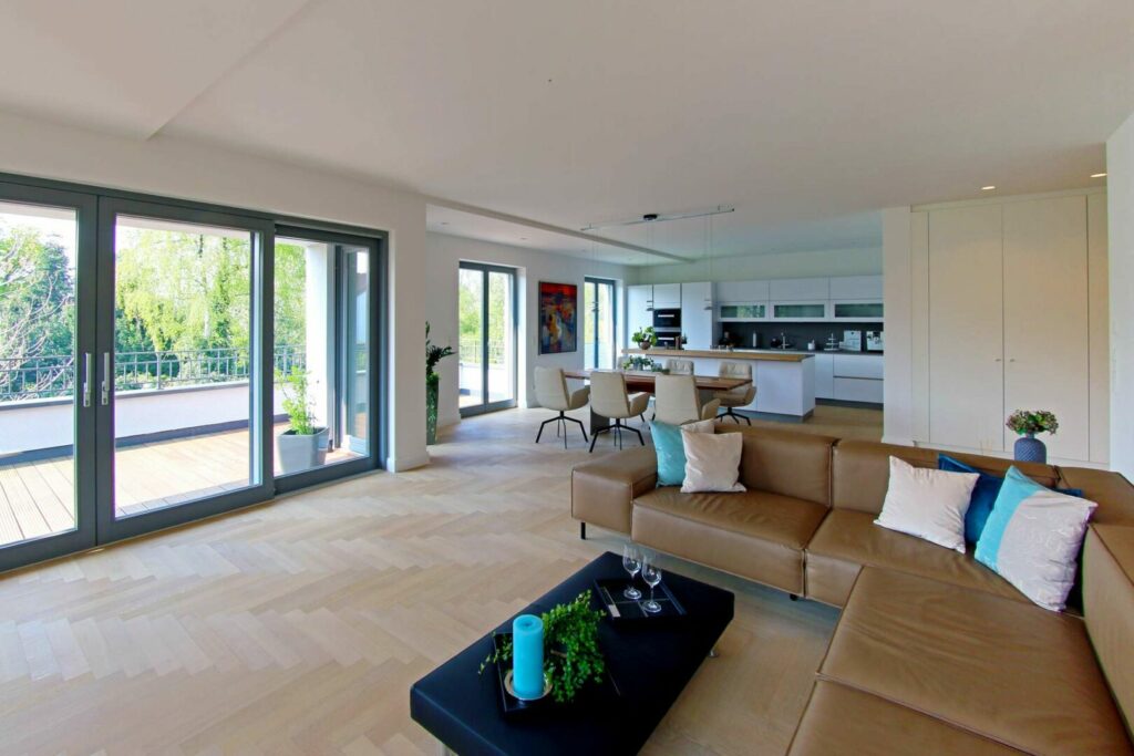 Penthouse in einem repräsentativen Neubau zwischen Düsseldorf-Lohausen und Kaiserswerth