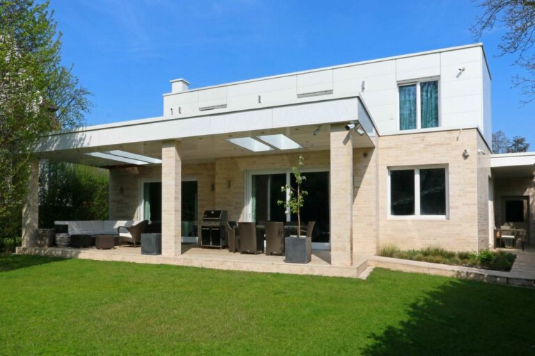 Wohnen auf höchstem Niveau - exklusive Villa in bester Lage von Meerbusch - Büderich