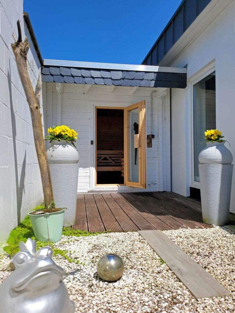 Sauna im Innenhof