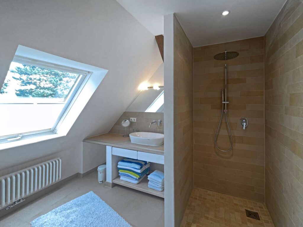 Badezimmer DG