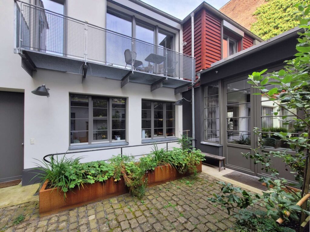 Eingang zum Loft (rechts)
