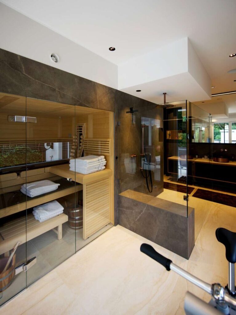 Wellness-Bad mit Sauna