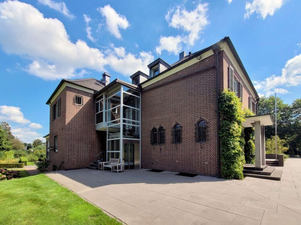 Hausansicht Gartenseite