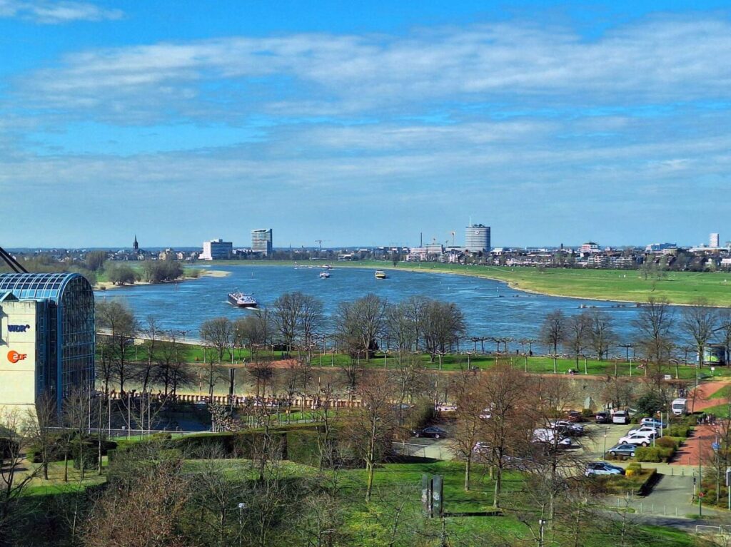 Blick auf den Rhein