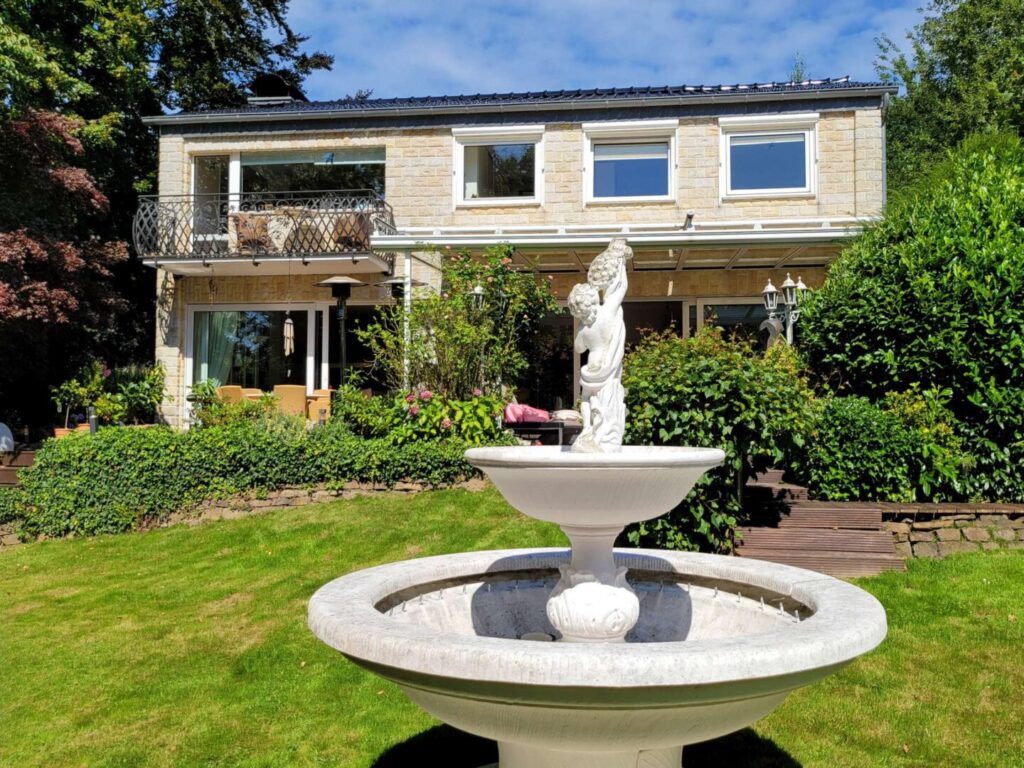 Hausansicht Gartenseite