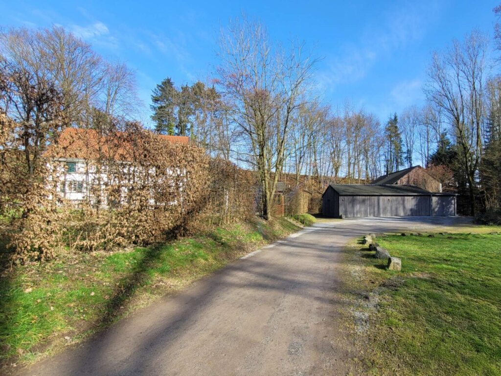 Privatweg zum Anwesen
