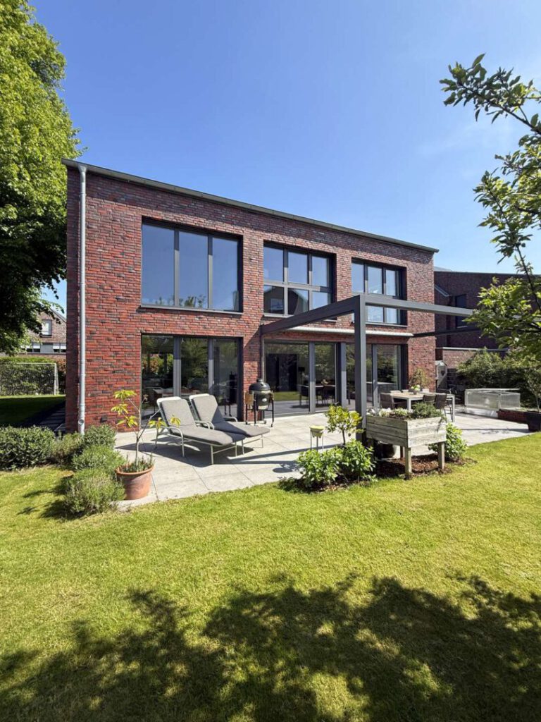 Hausansicht Gartenseite