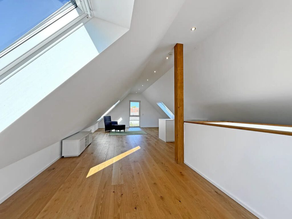 Studio im Dachgeschoss