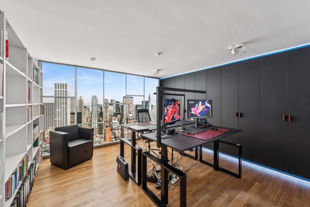 Arbeitszimmer
