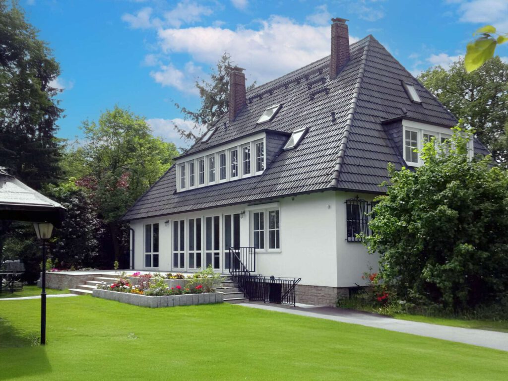 Hausansicht Poolseite