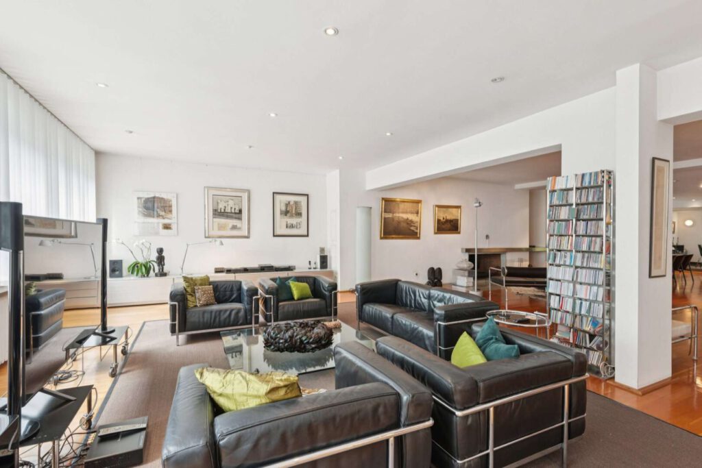 offen gestalteter Wohnbereich