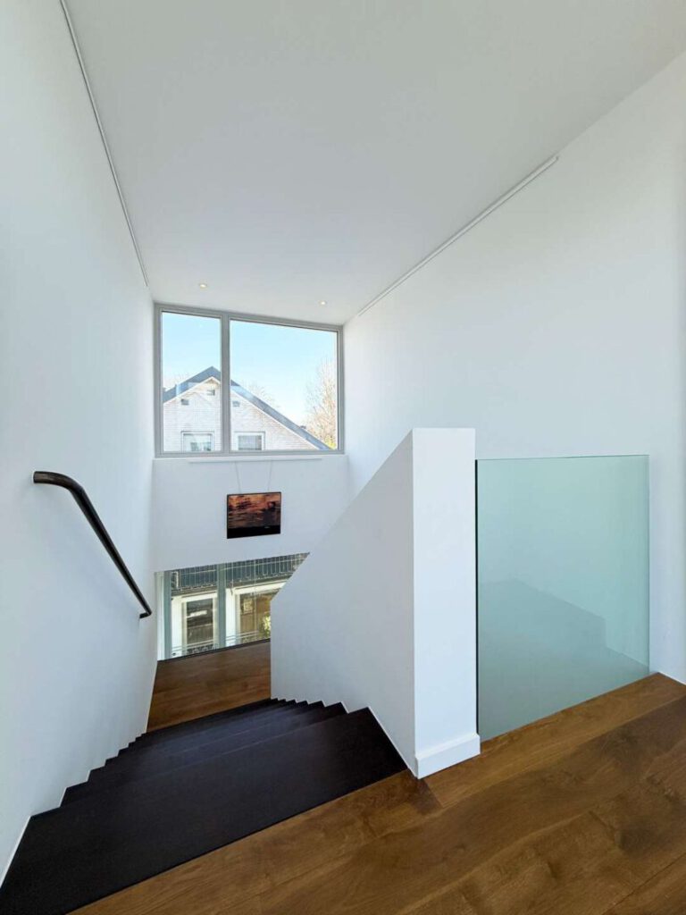 Treppenaufgang ins 2. OG