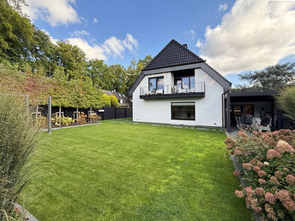 Hausansicht Gartenseite