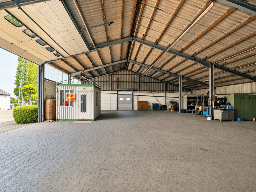 Mehrzweckhalle