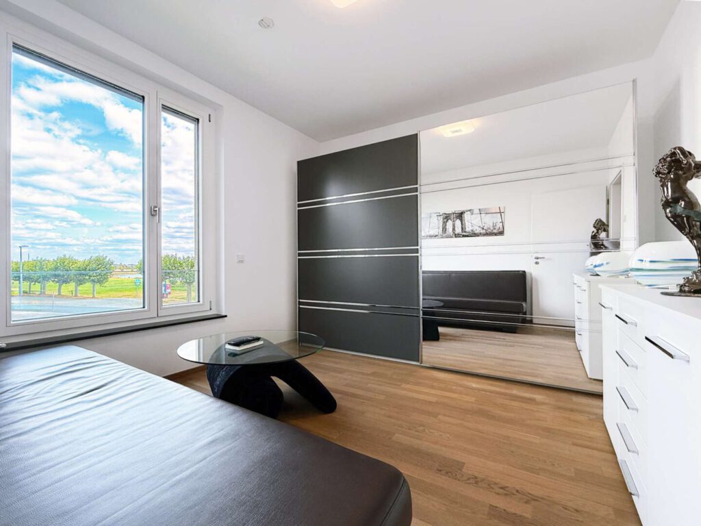 Kinder-/Gästezimmer