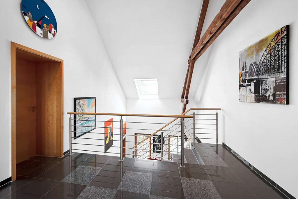 Galerie im Obergeschoss
