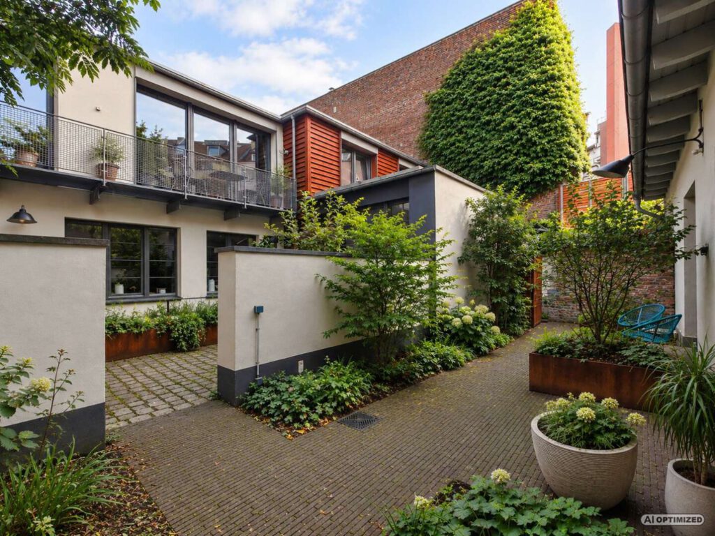 Innenhof-Lofthaus plus 2 Appartements